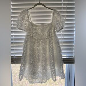 Lulu’s White Floral Babydoll Dress